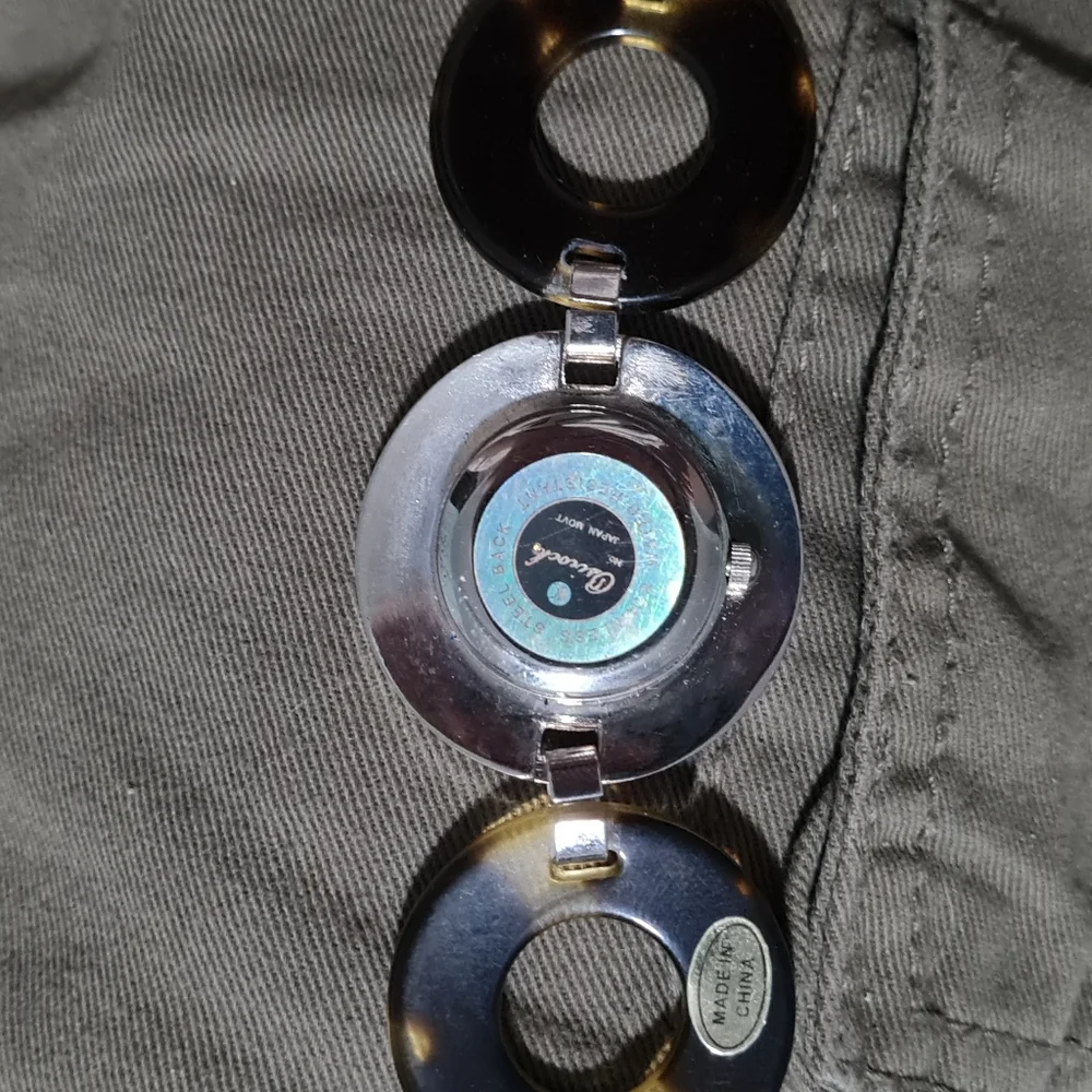 Watch - Picture 2 of 2